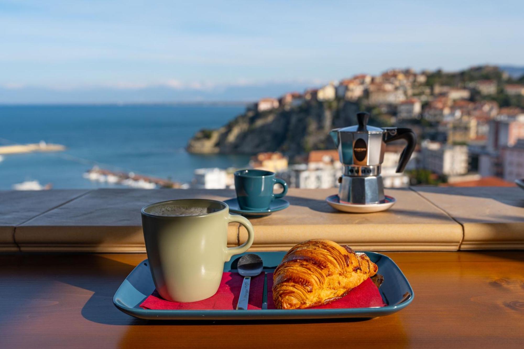 Mythos Bed And Breakfast Агрополи Экстерьер фото
